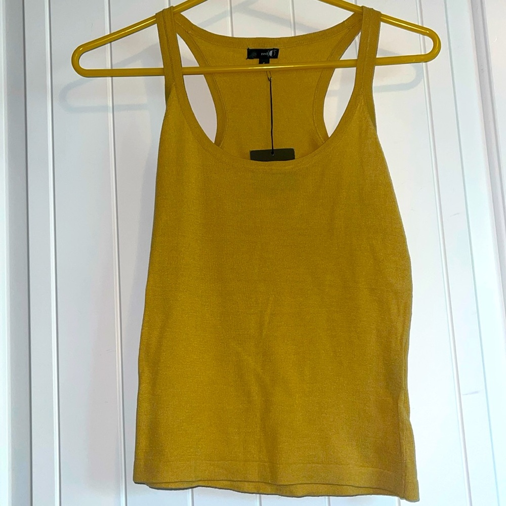 Beautiful mustard tank top.